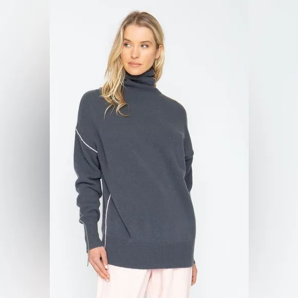 💥 Sandrine Rose Gray Turtleneck Sweater