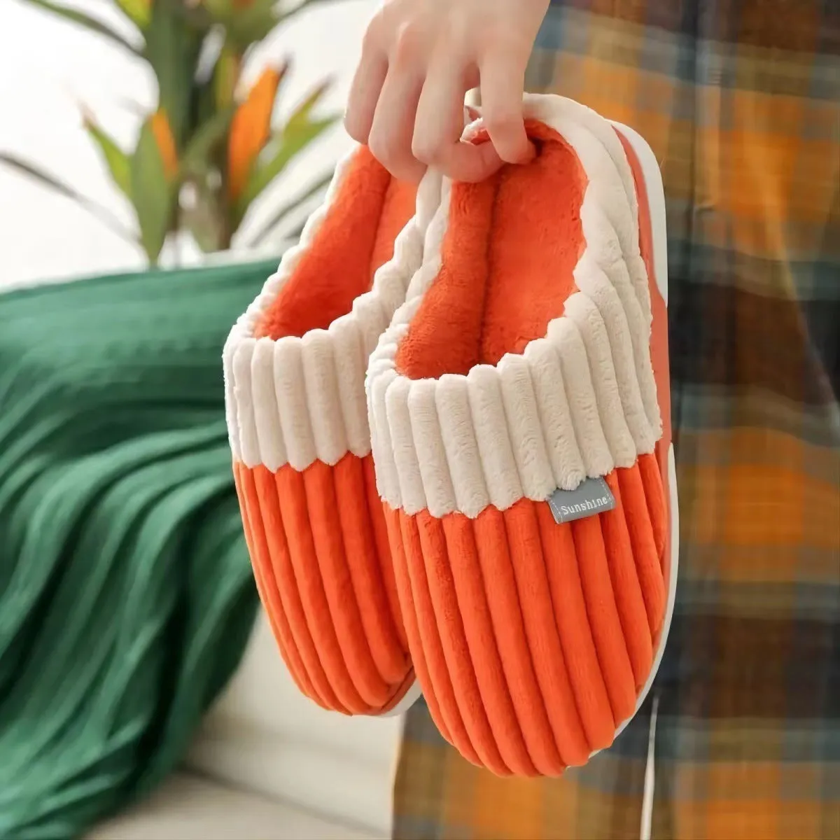 Abigail – Unisex Winter Corduroy Slippers