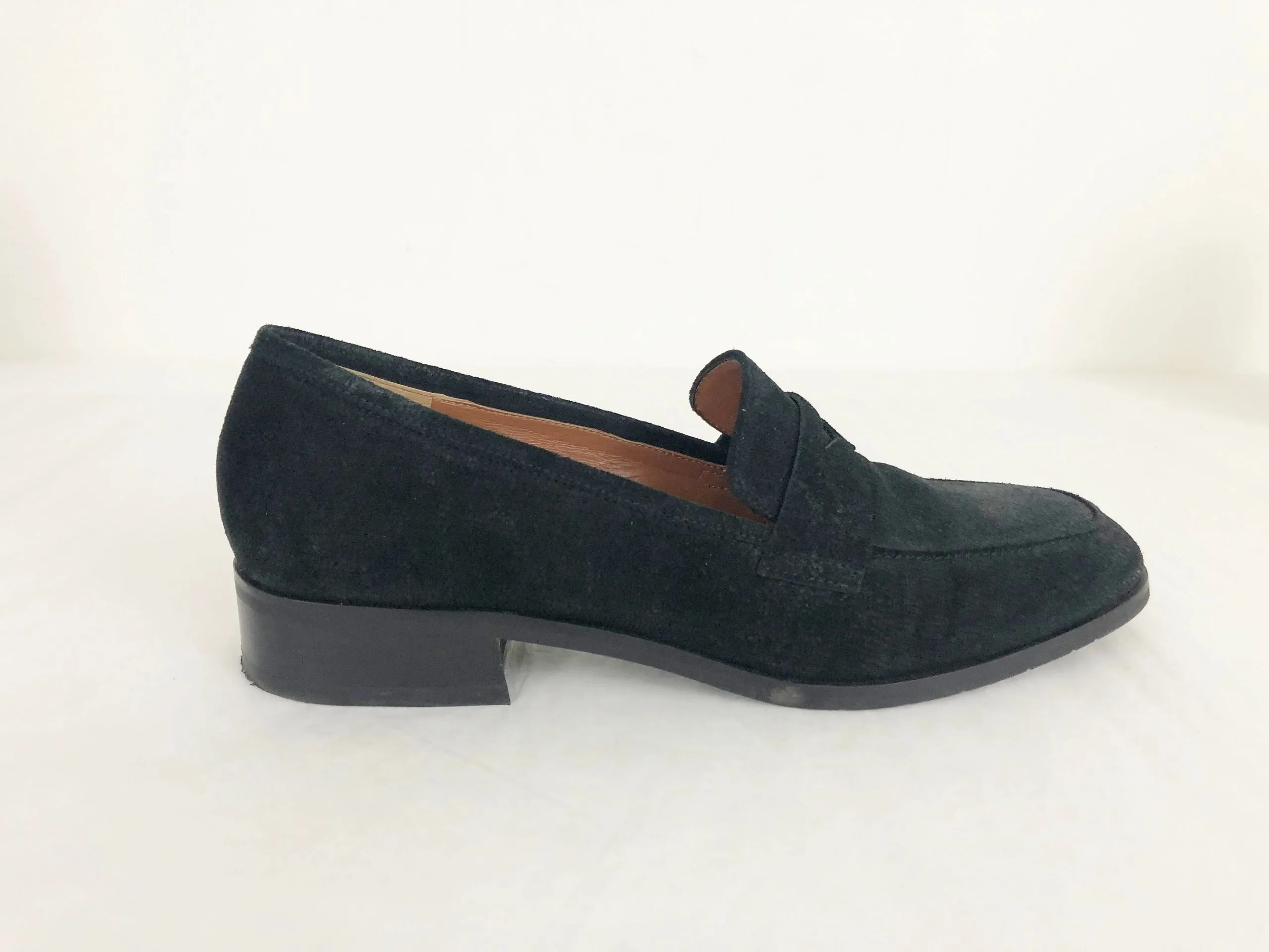 Aquatalia Suede Loafer Size 8