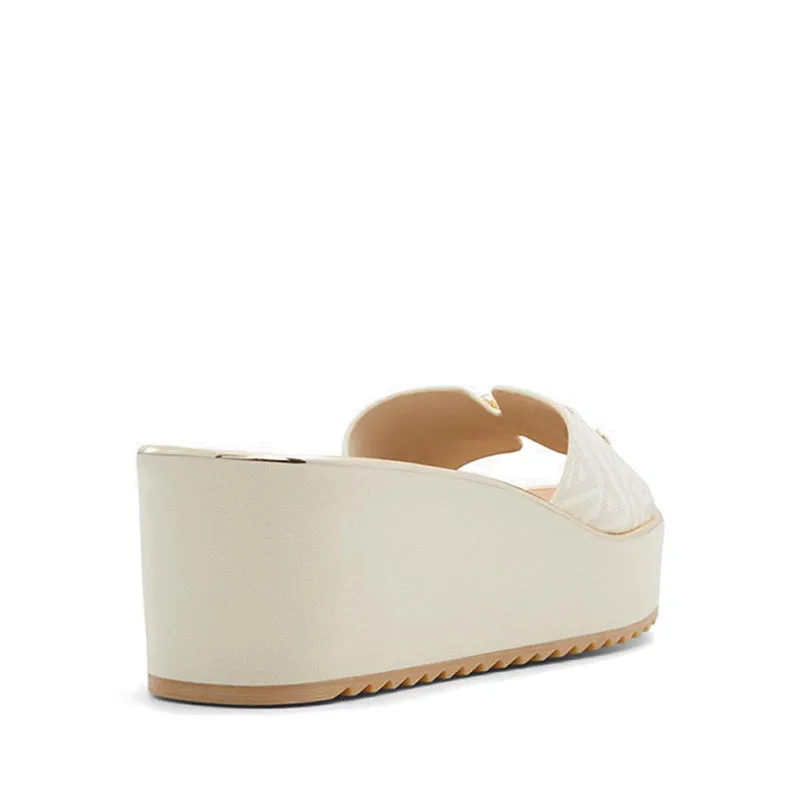 BERIANA BEACH SANDALS - MULTICOLOR
