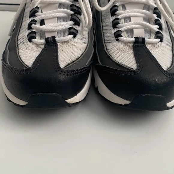 Boys Nike Airmax Sneakers