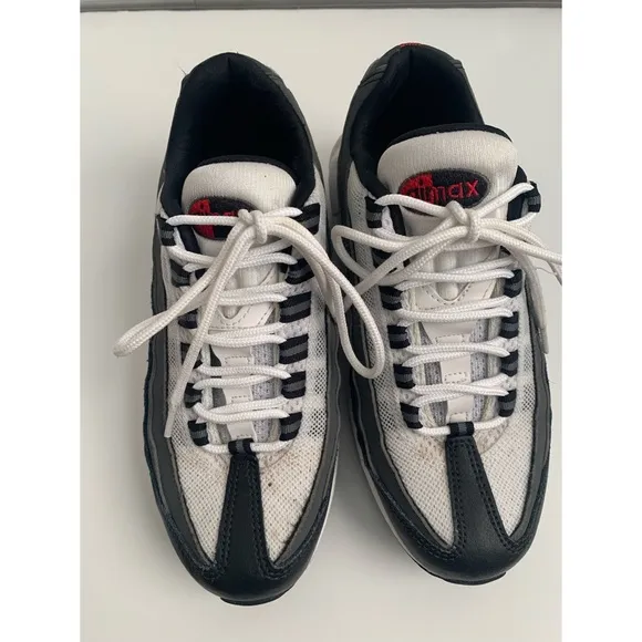 Boys Nike Airmax Sneakers