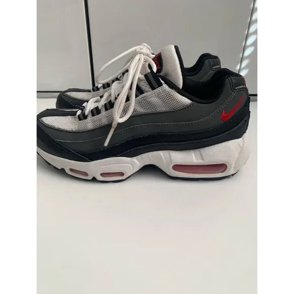 Boys Nike Airmax Sneakers