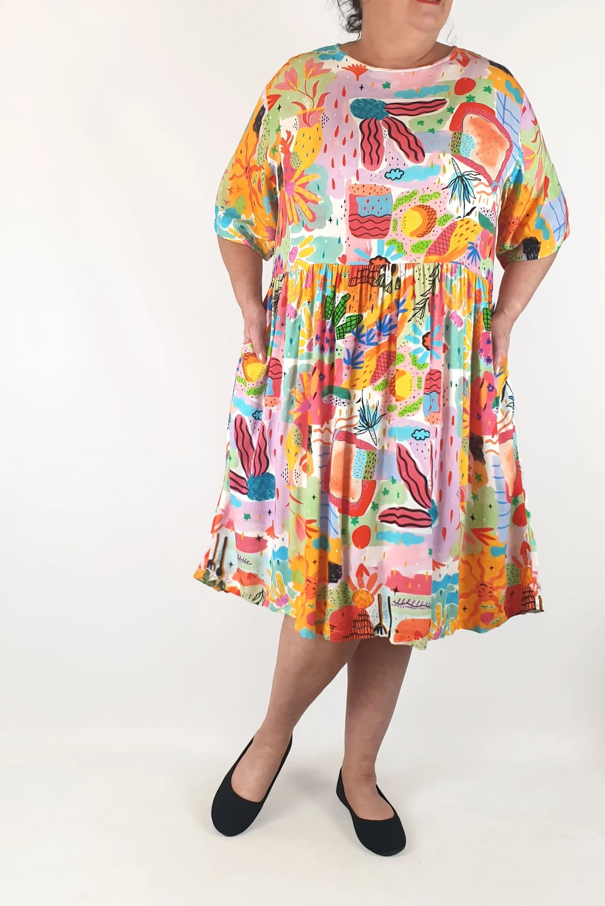 Dorte unique print dress size 18