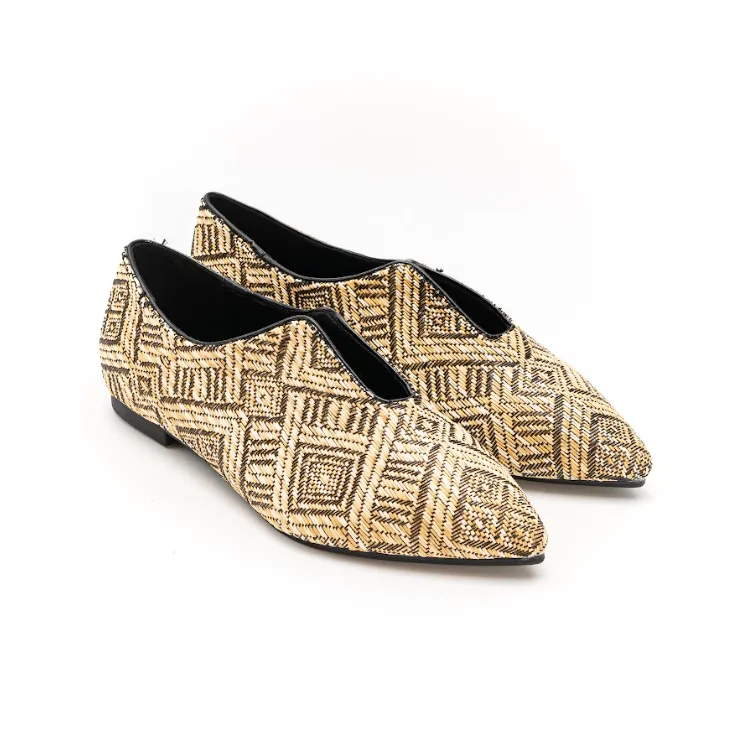 FLAT SHOE