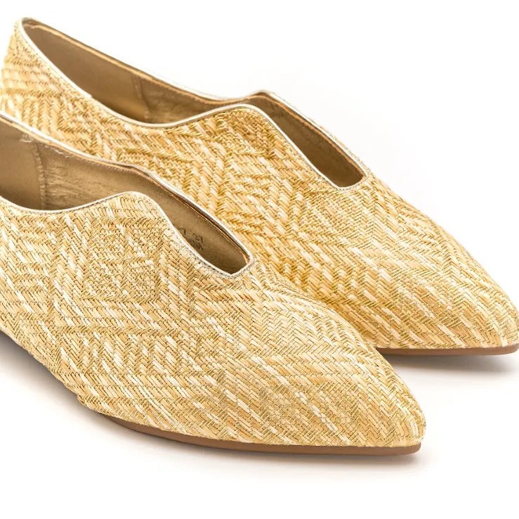 FLAT SHOE