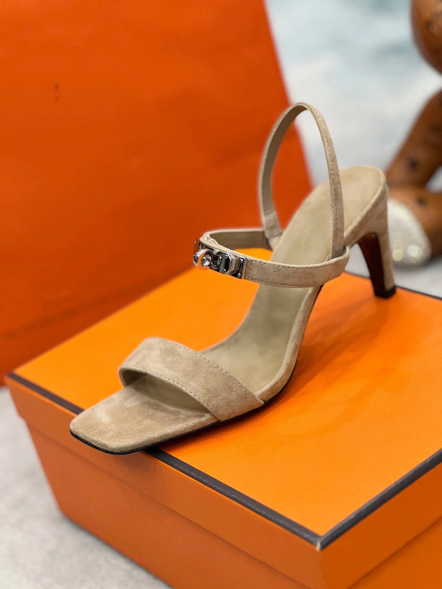Glamour 75 Sandal Light Brown Suede