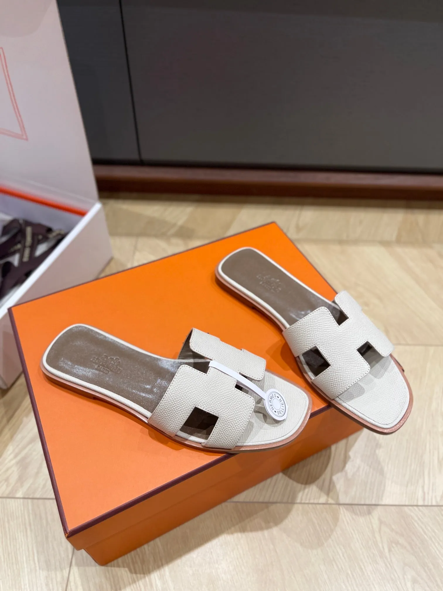 HM 25 Oran sandal Epsom calfskin 245712