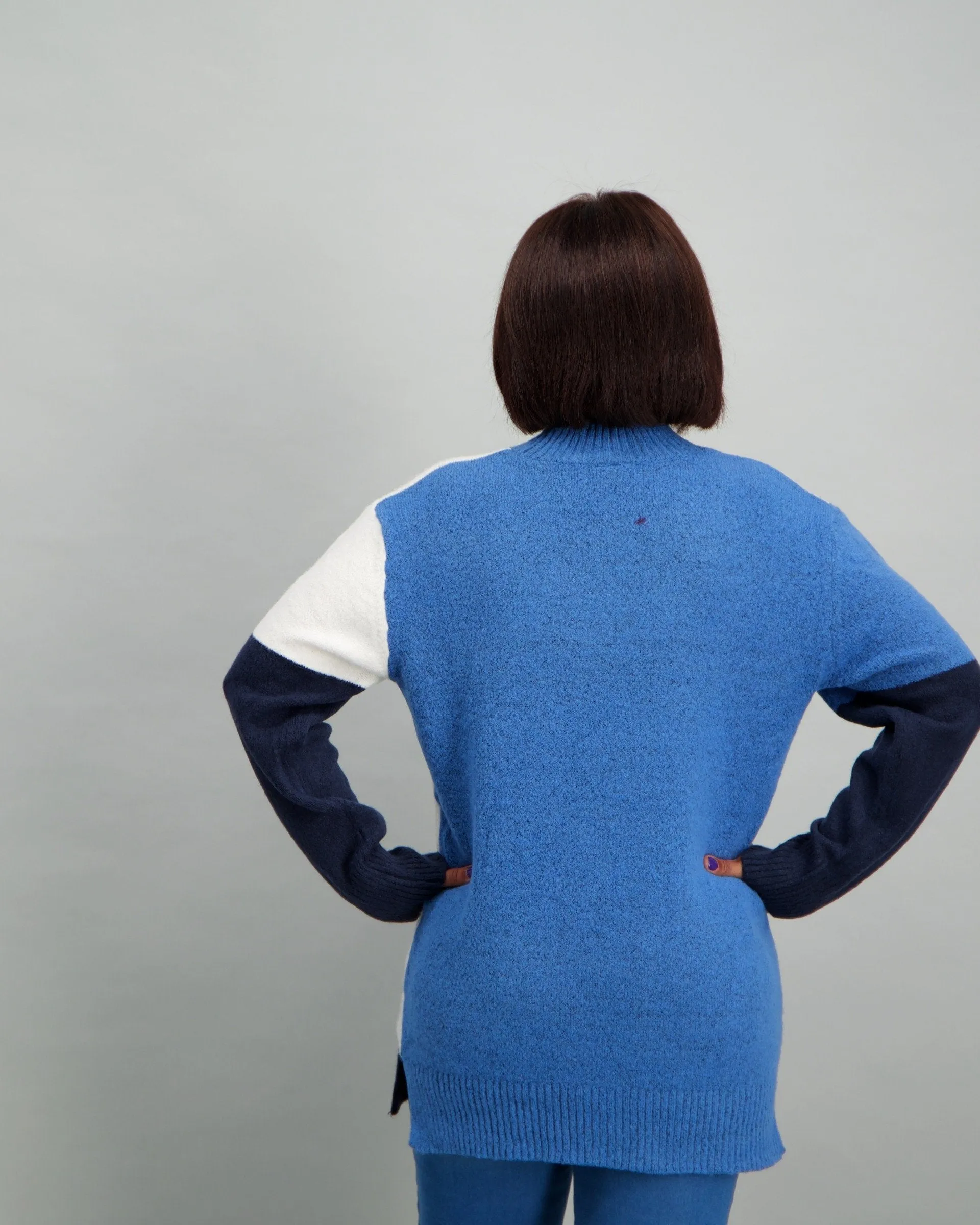 Ladies Colorblock Turtle Neck Pullover - Blue/White
