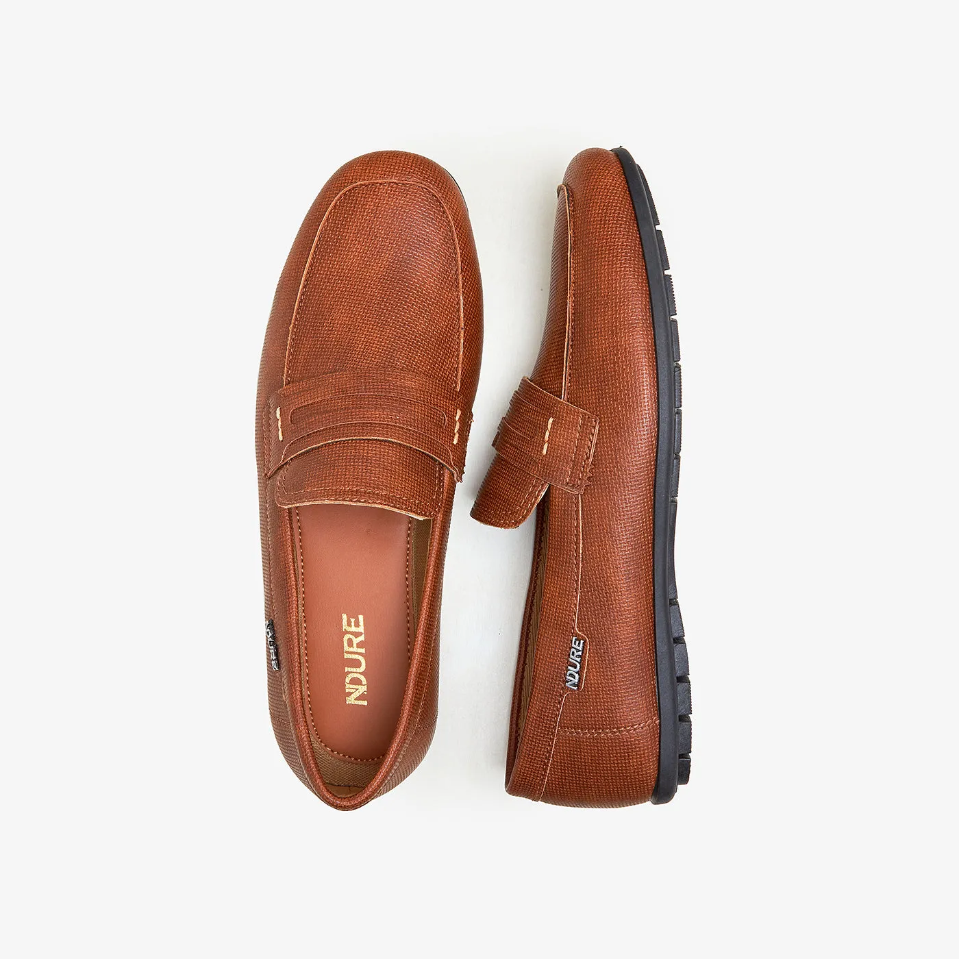 Men's Textured Loafers
