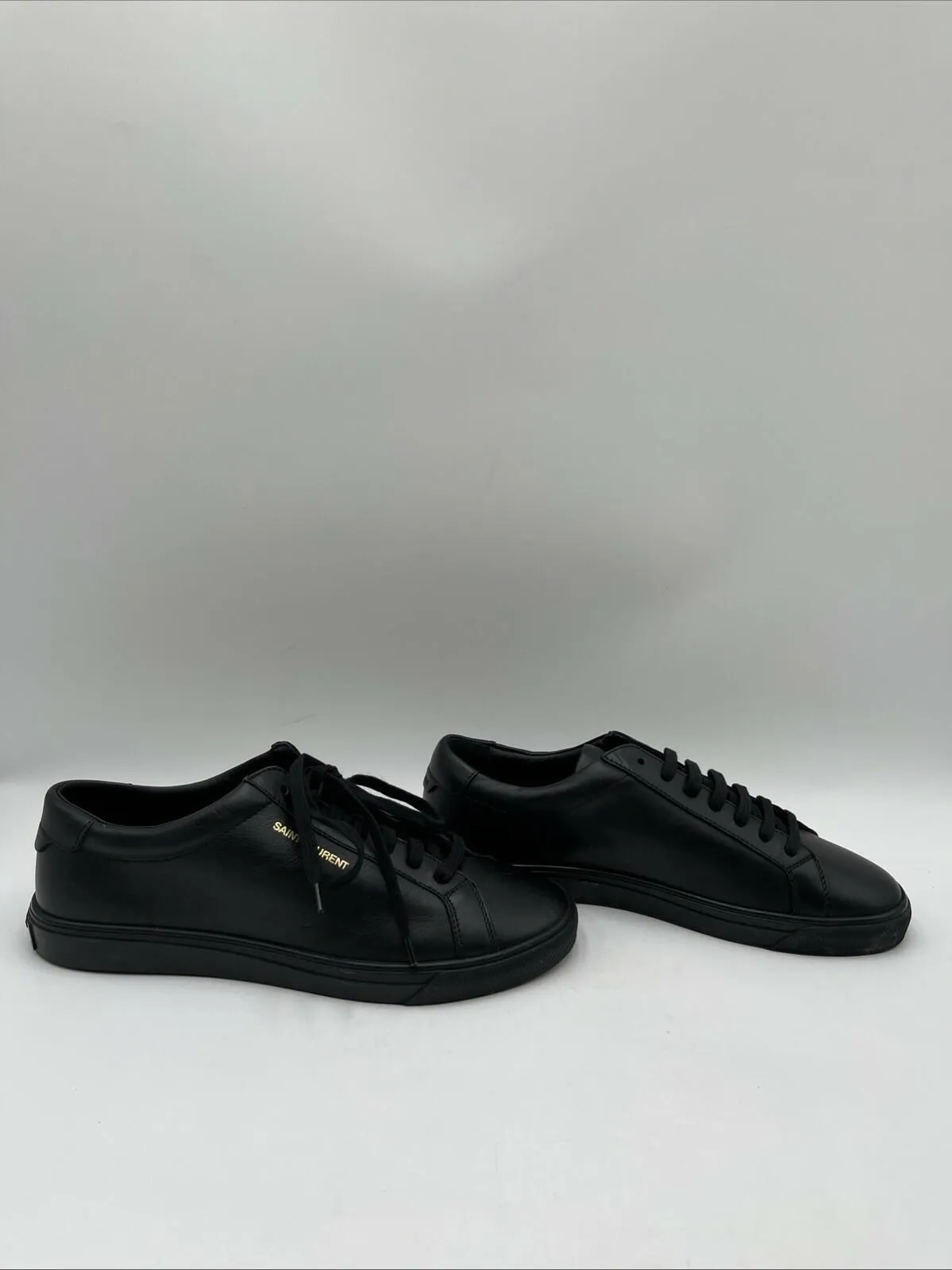 Saint Laurent Men's Andy Low-Top Sneakers Black Size 39 - Very Good