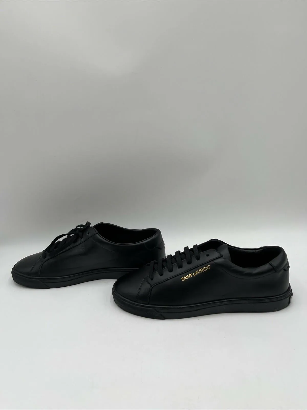 Saint Laurent Men's Andy Low-Top Sneakers Black Size 39 - Very Good